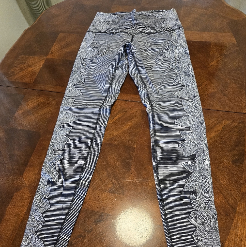 Lululemon Dottie Tribe Full Length Leggings